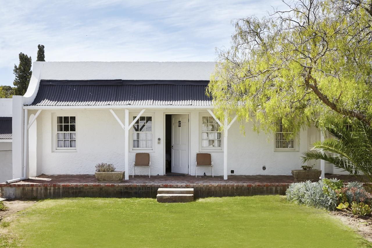 Lord Milner Hotel Matjiesfontein Exterior photo